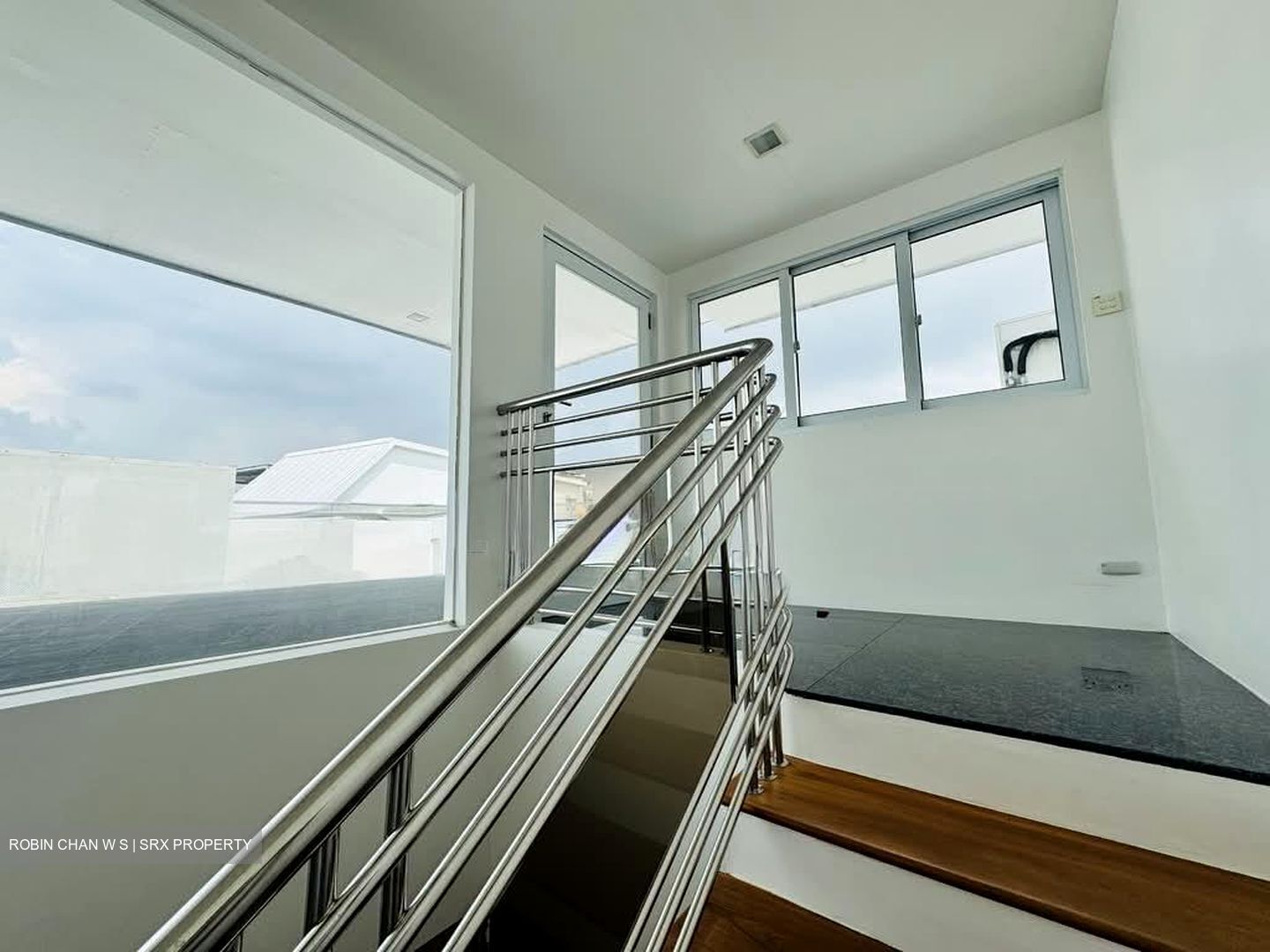 East Coast Hill (D16), Semi-Detached #559712581